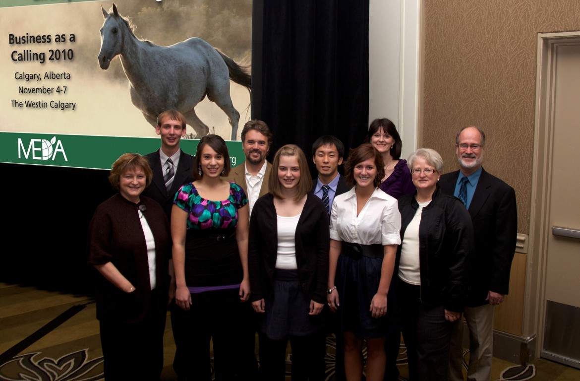 Hesston students, faculty and staff at the MEDA convention