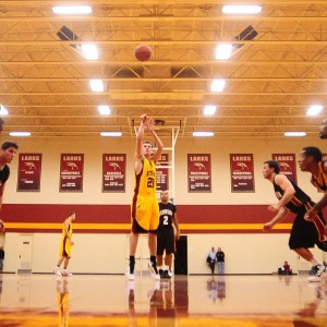 Hesston College men's basketball action photo - Drew Emmert
