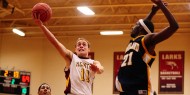 Hesston College men's basketball action photo - Pierre Zook
