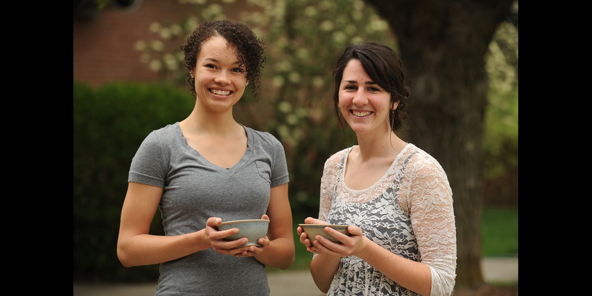 2015 Larks of the Year Makayla Ladwig and Elisabeth Wilder