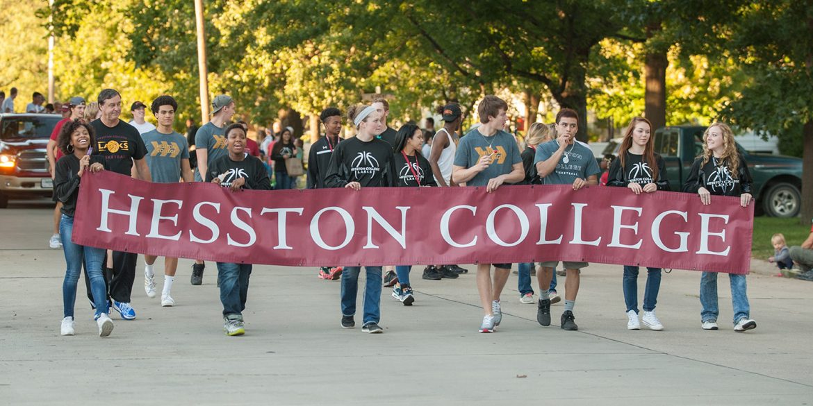 2016 Hesston homecoming parade