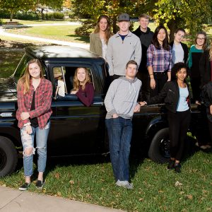 Student phoners for Hesston College phonathon
