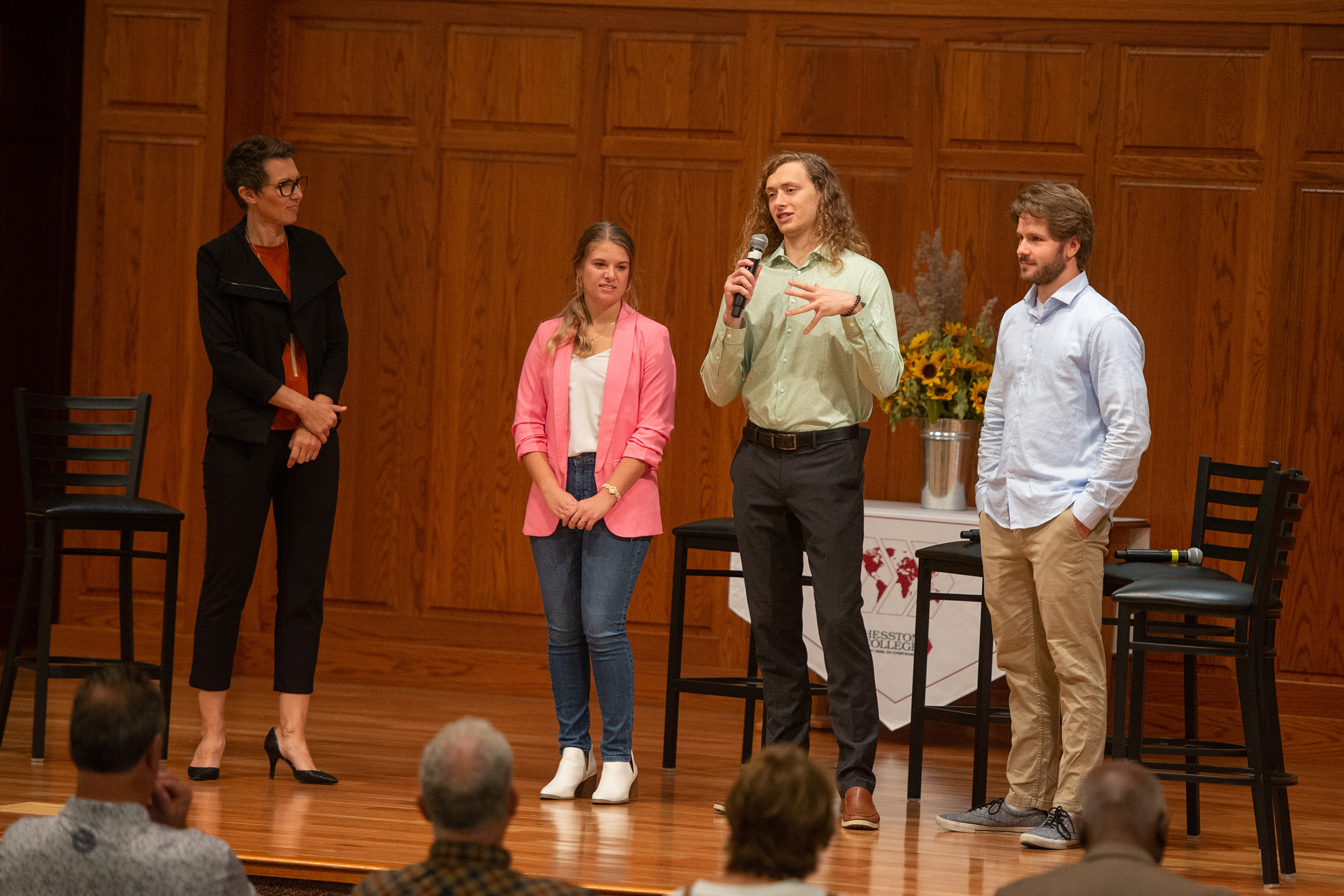 Students share about the new B.A. in business management at the business alumni panel discussion at Hesston College Homecoming 2022