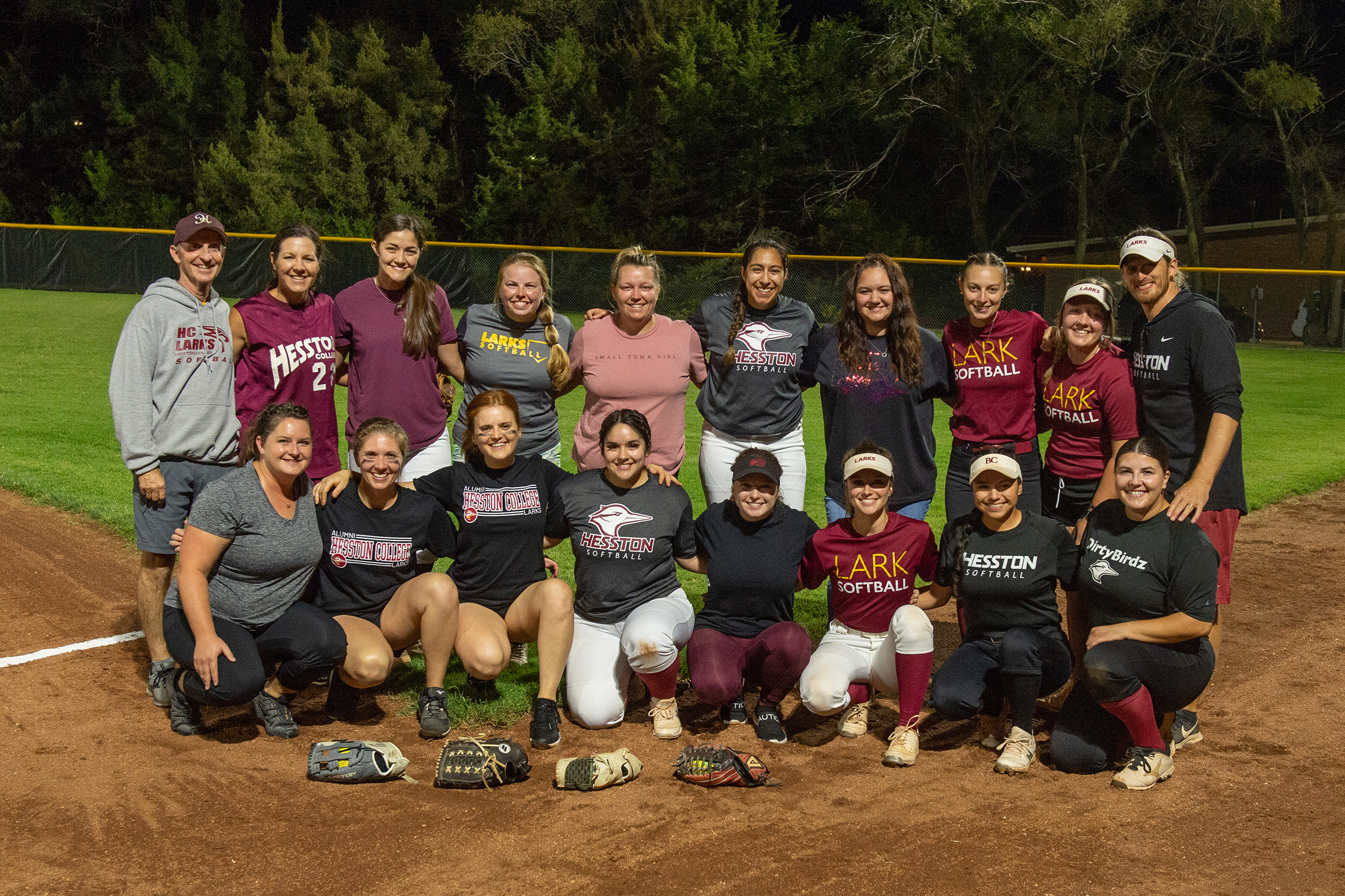 The alumni team for the alumni vs varsity softball game at Hesston College Homecoming 2022