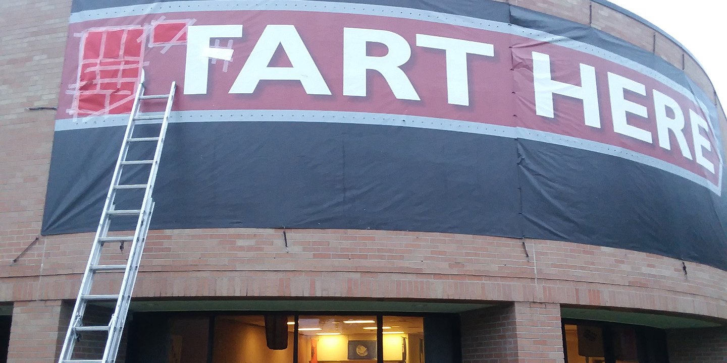 HC banner modified to read "Fart Here" instead of "Start Here" - a student prank