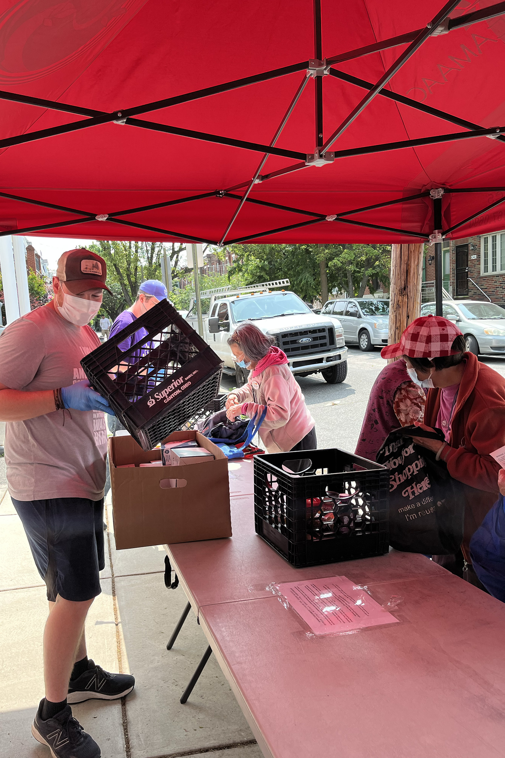 Photo - Keith Showalter hands out free chocolate at SEAMAAC.