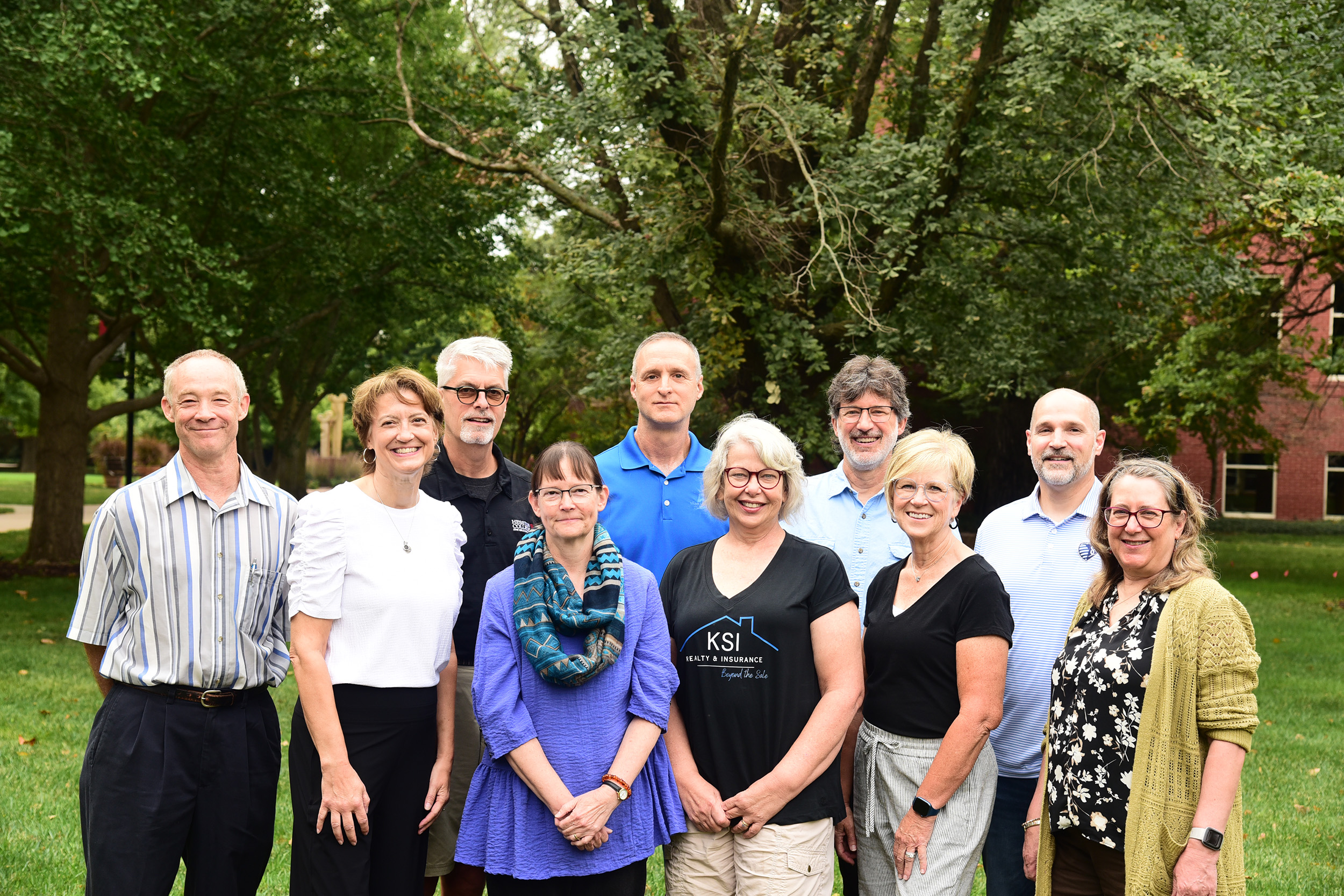 Homecoming 2023 reunion class photo - College 1983