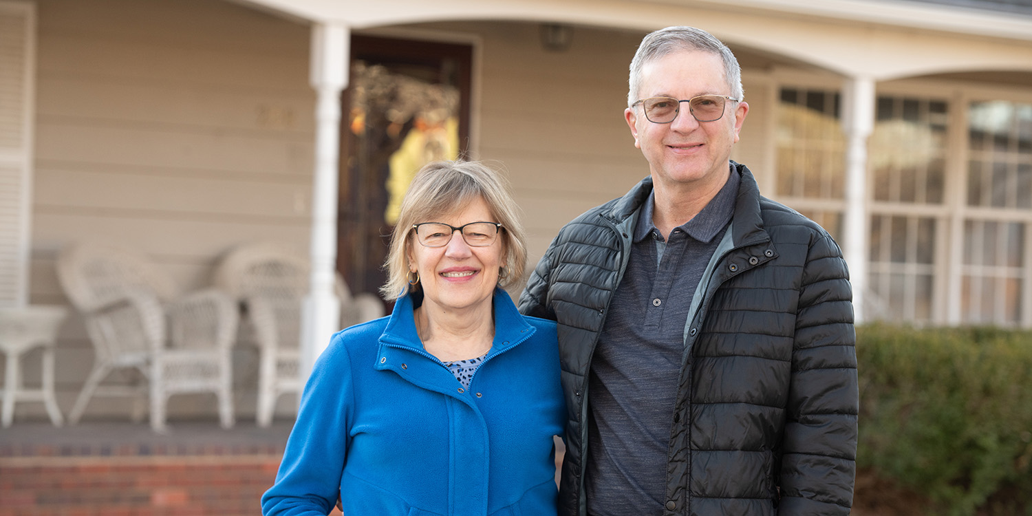 Ruth (Steider) ’74 and Jack Yoder ’74